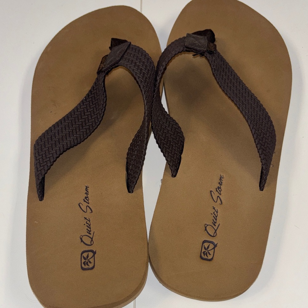 Reef Storm Men's Tan and Black Flip-Flops